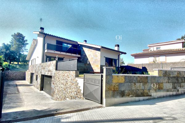 town house in Caldes de Malavella