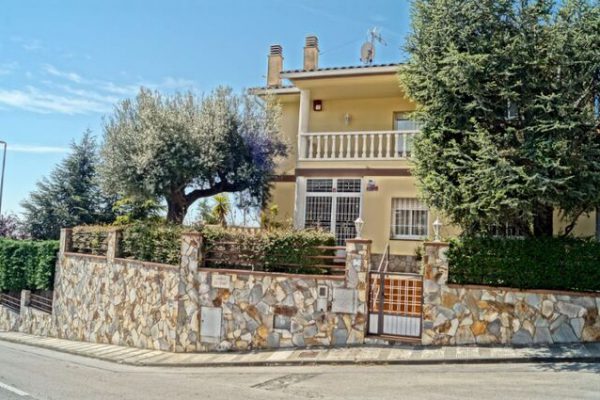 country house in Mataró